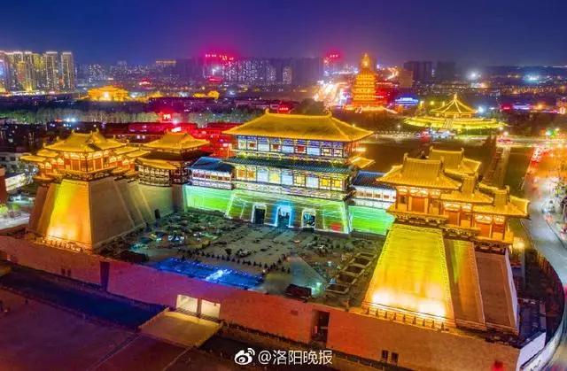 震撼！洛阳连续20天上演“3D灯光投影秀”