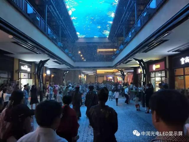 中润案例|云南曲靖天幕-如何让一个停业1年的商业街重新火爆起来！