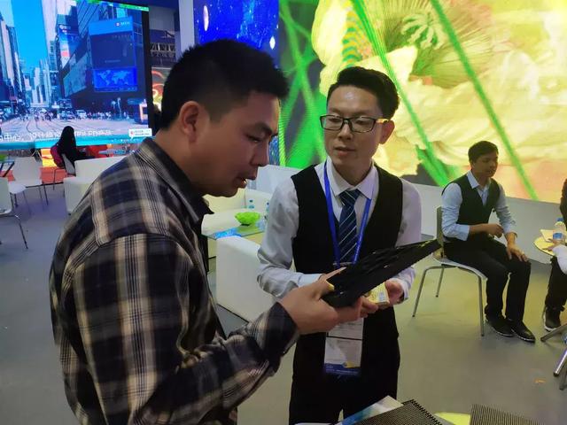 蓝极星 ：专注与创新，引领LED节能屏未来