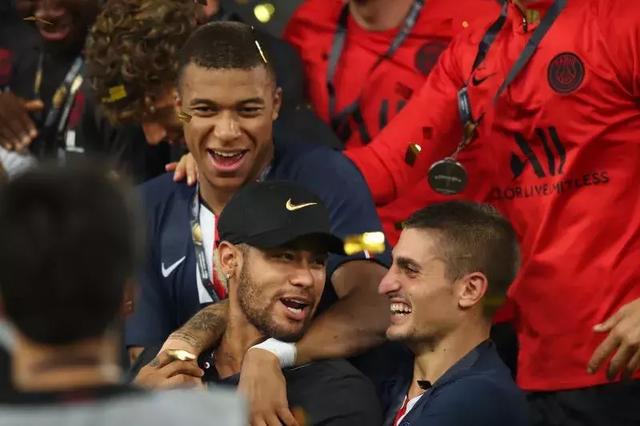 为法超保驾护航，艾比森见证大巴黎夺得队史第40冠