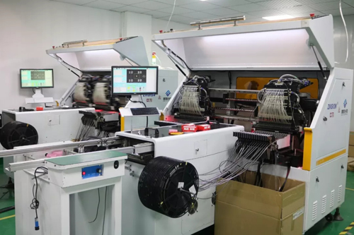 引路人：瞄准差异化市场需求 缔造卓越显示民族品牌