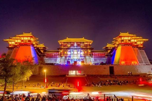 震撼！洛阳连续20天上演“3D灯光投影秀”