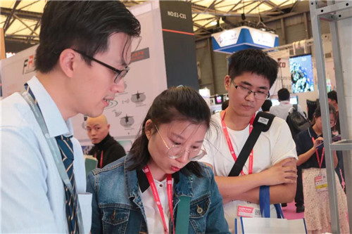 展会专访丨恒利普：以兼具高清与通透的小间距透明屏slay全场