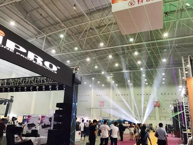 2019第二届武汉国际专业灯光、音响展览会今日盛大开幕!照片直播带您一睹精彩盛况!