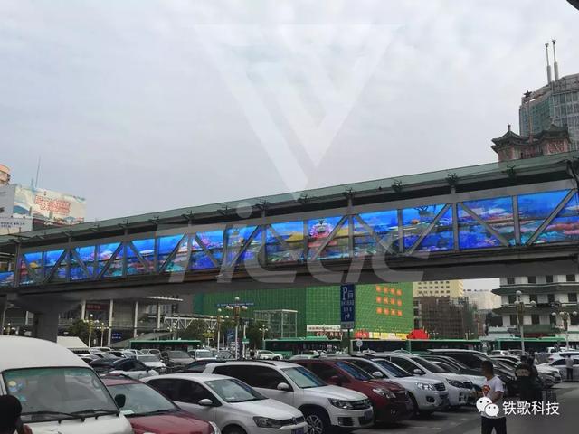 铁歌科技携手千百辉通力打造二七广场商业亮化！