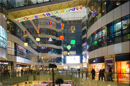 创造营学员霸屏亚洲第一LED屏 为何户外LED广告屏独得青睐？