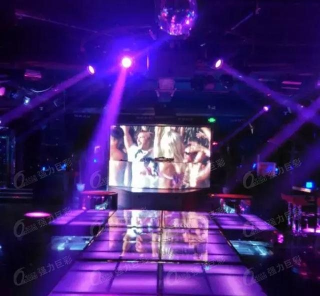 越夜越美丽 LED显示屏让都市娱乐更多彩！