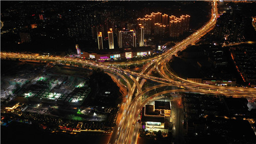 灯光秀美景，璀璨迎国庆 南京夜景照明开启“节日模式”