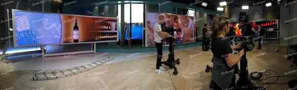 打造全屏化场景 易事达进驻欧洲知名电视台