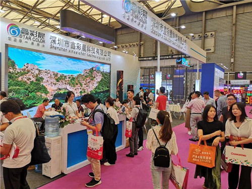 展会专访丨鑫彩晨：不间断的创新突破，柔性显示屏开启更多，更广的应用领域