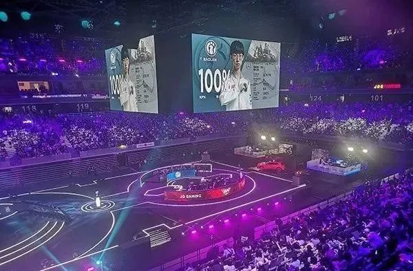 雷凌显示LED显示屏“轻装上阵，俯瞰全局”