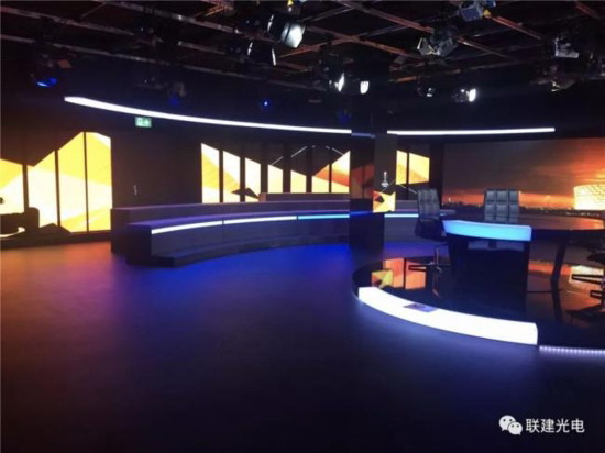 联建光电LED小间距显示系统闪耀瑞士电视台800㎡演播厅 联建光电LED小间距显示系统闪耀瑞士电视台800㎡演播厅