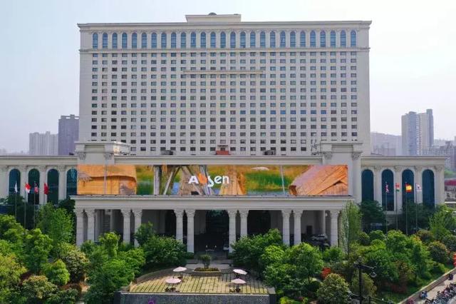 洛阳牡丹文化节丨艾比森让世界看见洛阳美，看见中国美