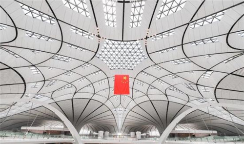 今日通航，“联建大屏”惊艳全球最大空港！