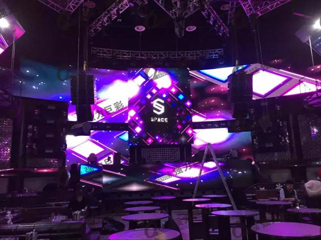 越夜越美丽 LED显示屏让都市娱乐更多彩！