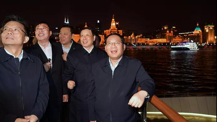 “进博会时间”开启夜景更震撼 背后团队解密灯光改造故事