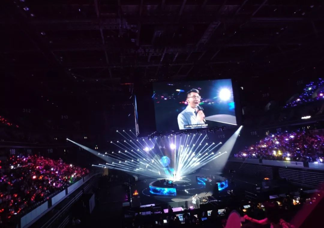 雷凌显示LED显示屏“轻装上阵，俯瞰全局”