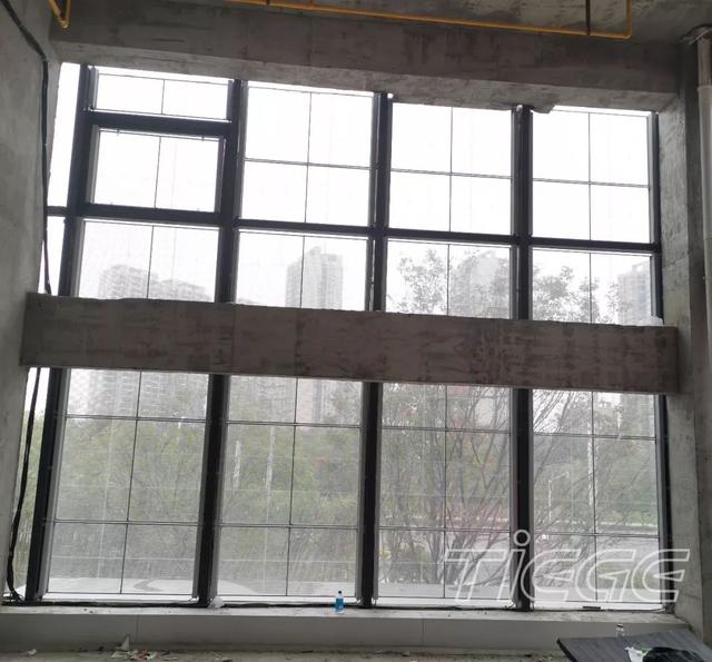 铁歌透明贴膜屏点亮武汉新城金郡江夏售楼部