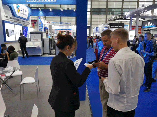 2019深圳安博会-8号馆闪耀王座（天合光电）