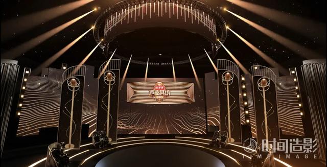 这个全息投影·裸眼3D·沉浸式舞台，如何让人《声临其境》？