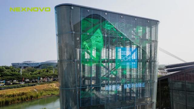 助力建筑幕墙新媒体,晶泓LED透明屏点亮三亚海棠湾河心岛项目