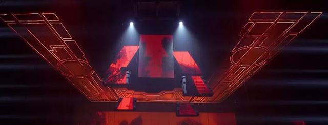 她的演唱会，被誉为最硬核的科技舞台，绝对的视觉盛宴！