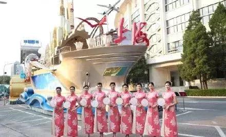 艾比森助阵大阅兵，庆祝新中国成立70周年