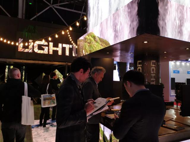 2020荷兰ISE | 雷凌显示新品亮相，创意展位彰显自然初心！