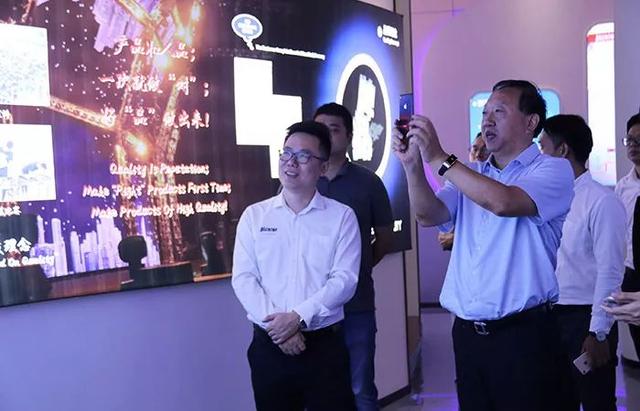 深圳市科创委，SLDA协会领导一行莅临深德彩调研