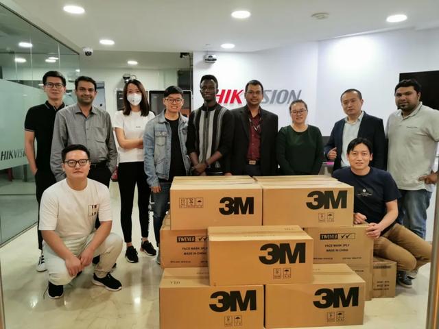 海康威视海外客户和员工全球接力为中国“加油”！