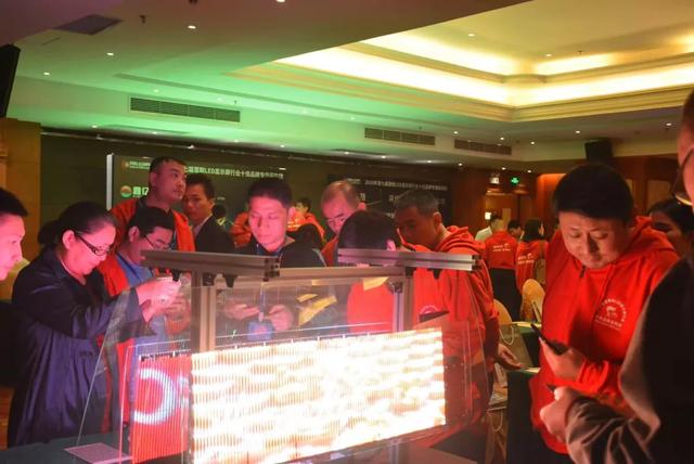 高尖精活动——2019年度慧聪LED显示屏行业十佳品牌企业产品推介会为第二天十佳品牌走访活动添彩
