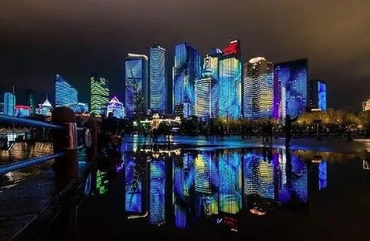 户外广告是给在户外的人看还是给刷手机的人看？