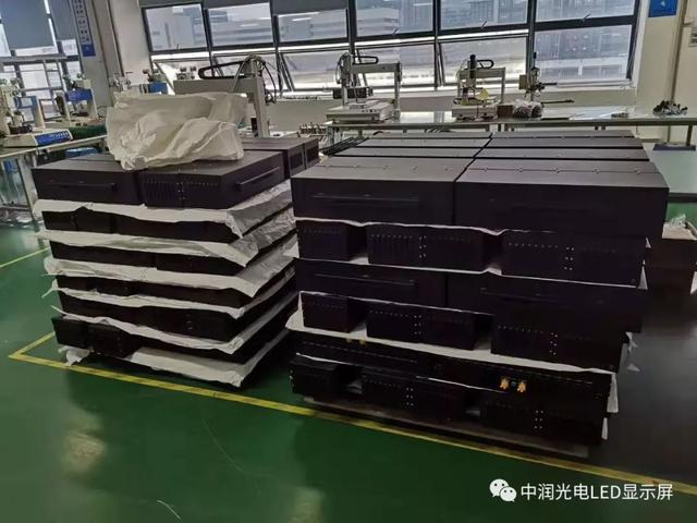 湖中央有什么样的好策划项目呢?湖中央的项目选什么样的屏好呢? 湖中央有什么样的好策划项目呢?湖中央的项目选什么样的屏好呢?