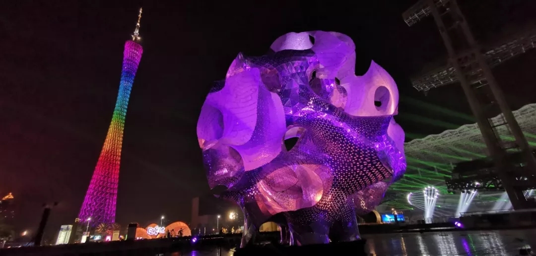 广州国际灯光节《海心之珠》——朦胧夜色花心开，海心明珠耀天河