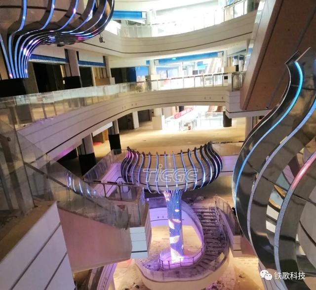 巧夺天工！ 铁歌透明贴膜屏进军龙湖南京龙湾天街