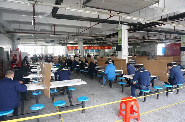 5万口罩驰援省级品牌运营商和品牌服务商 强力巨彩暖心行动ing ！