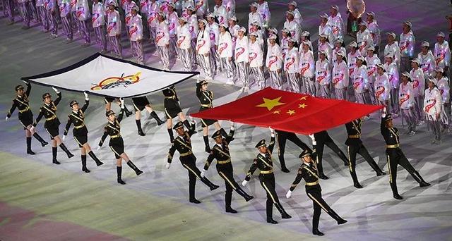 全球量产0.7全倒装MiniCOB初次亮相，AET助力军运会开幕式直播