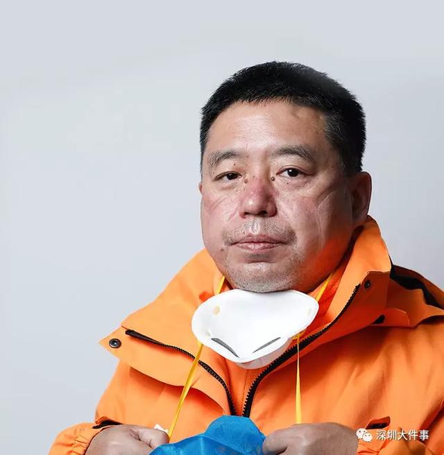 今夜，深圳人都在抬头看他们！全城亮灯，这些瞬间让人泪目