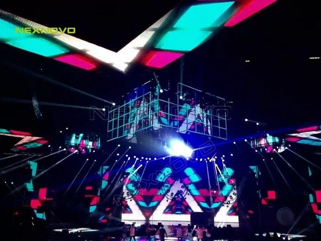 继U2乐队之后，又一大咖世界巡演选择晶泓LED透明屏