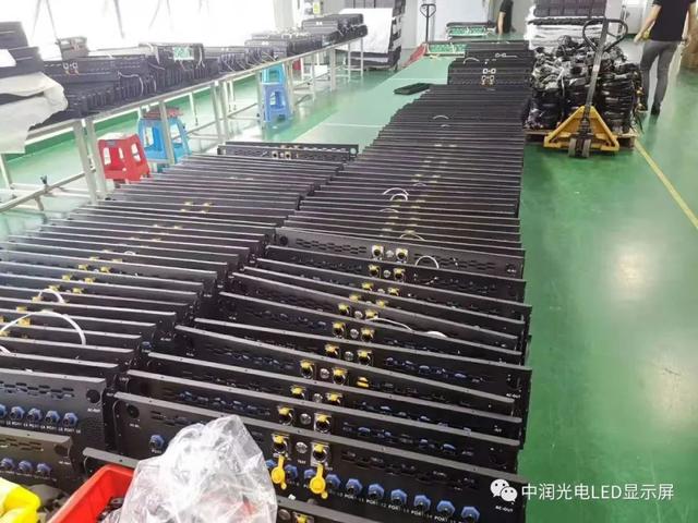 湖中央有什么样的好策划项目呢?湖中央的项目选什么样的屏好呢? 湖中央有什么样的好策划项目呢?湖中央的项目选什么样的屏好呢?