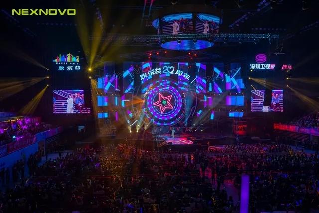 继U2乐队之后，又一大咖世界巡演选择晶泓LED透明屏