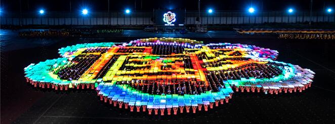 创新奥蕾达，国庆光影屏