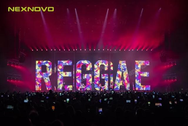 继U2乐队之后，又一大咖世界巡演选择晶泓LED透明屏