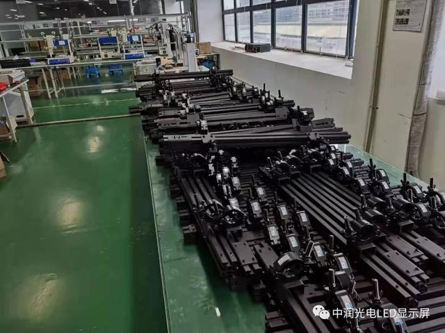 湖中央有什么样的好策划项目呢?湖中央的项目选什么样的屏好呢? 湖中央有什么样的好策划项目呢?湖中央的项目选什么样的屏好呢?