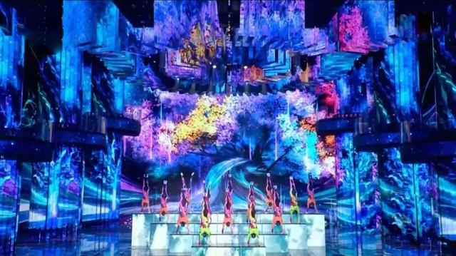 AET发布央视春晚主屏升级版，青云系列全新来袭