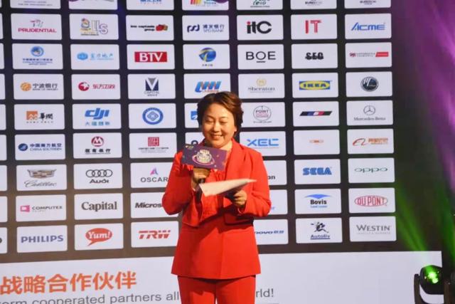 高尖精活动——2019年度慧聪LED显示屏行业十佳品牌企业产品推介会为第二天十佳品牌走访活动添彩