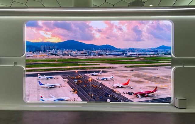 携手华为，洲明智慧大屏助力深圳机场数字化转型