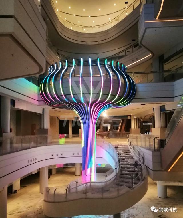 巧夺天工！ 铁歌透明贴膜屏进军龙湖南京龙湾天街