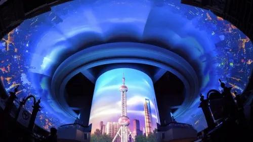 2500㎡=5个IMX影院=东方明珠塔世界级的穹顶投影秀