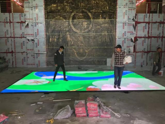 鼎力显示丨500X1000mm互动铁箱
